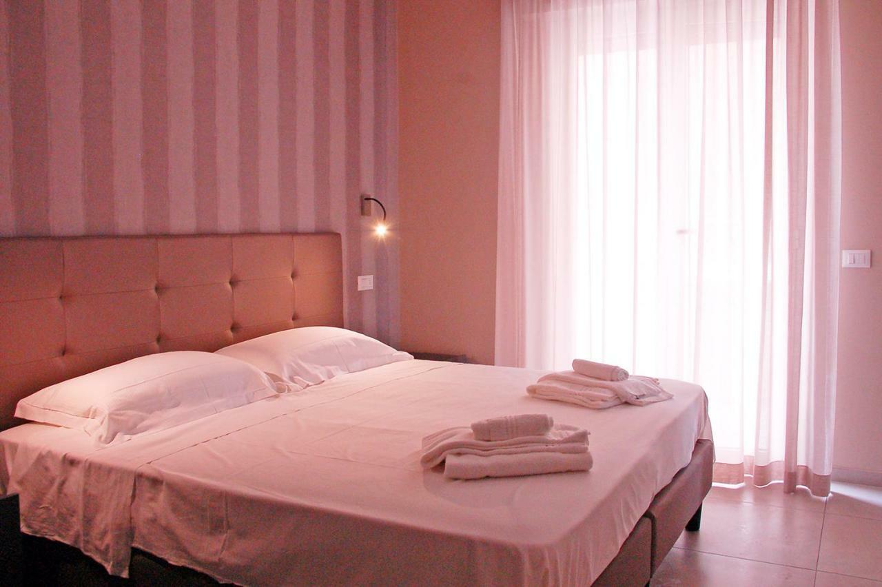 Holiday Club Residence Alba Adriatica Eksteriør billede